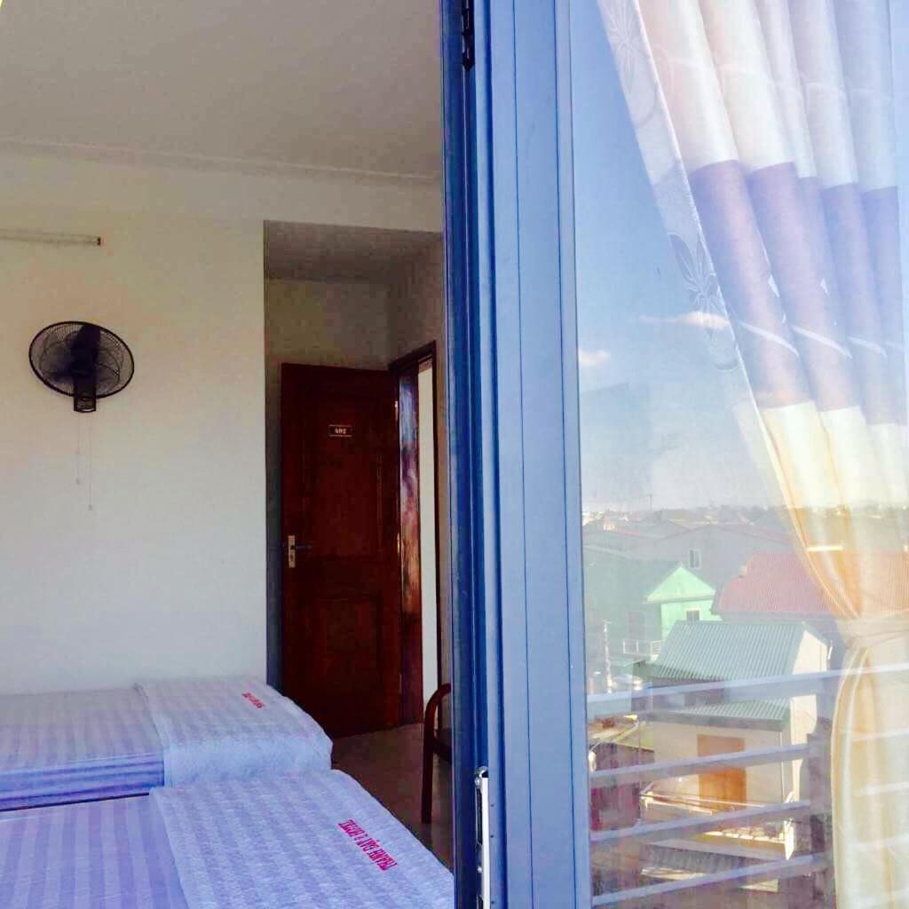 Thanh Dat 2 Hotel Vinh Exterior photo